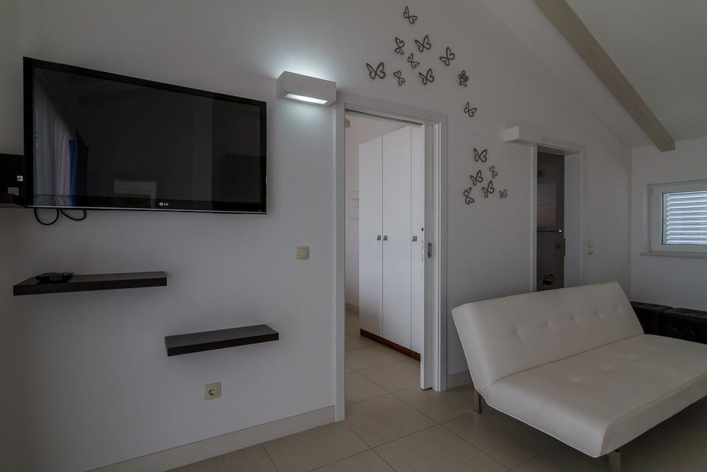 Apartments Marco Polo Banjol Habitación foto